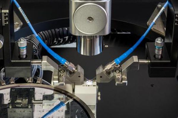 MEMS Optical Switches for Measurement Resource Sharing